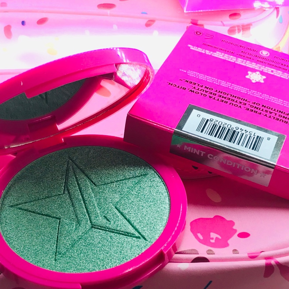 Jeffree Star Cosmetics Skin Frost - Mint Condition